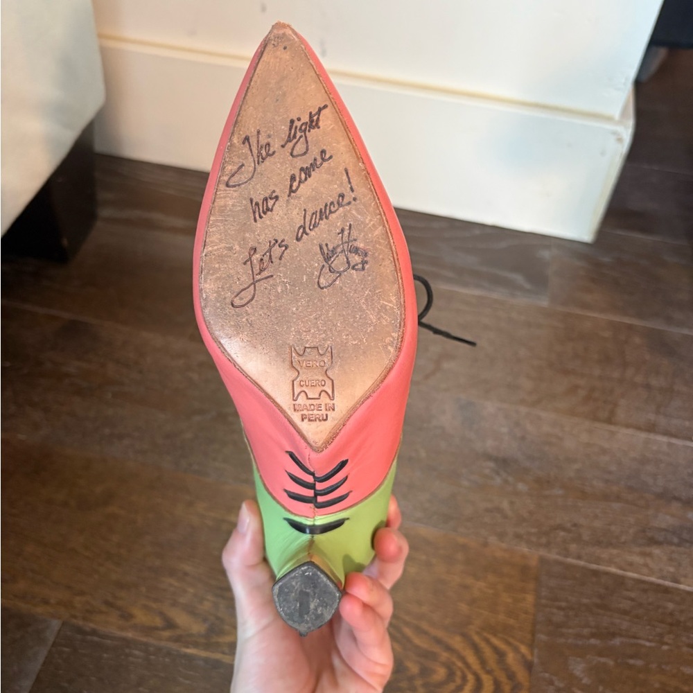 John Fluevog Stylish Pink and Green Heeled Shoes - Picture 4 of 10